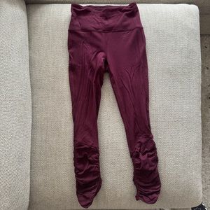 Burgundy lululemon leggings size 4 / 25 inch inseam with bunched bottom legs